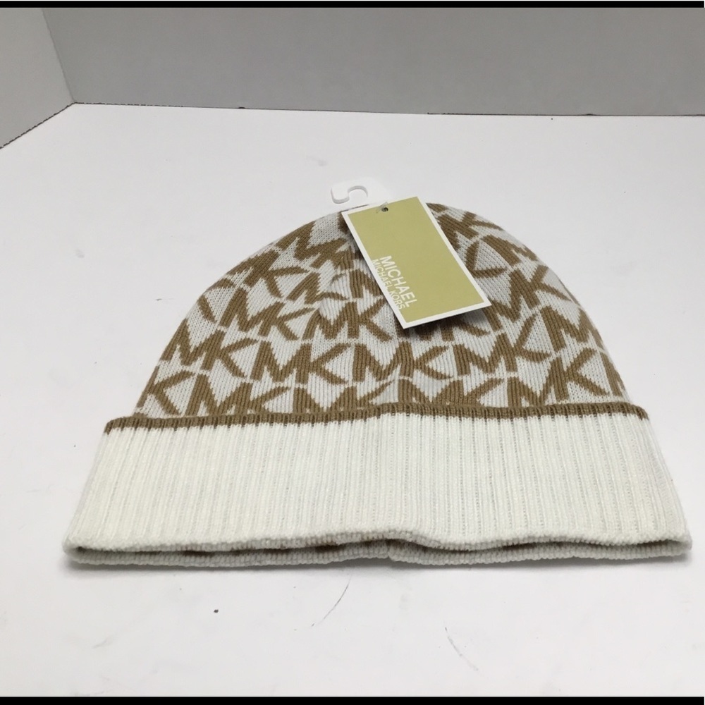 Authentic Michael Kors hat - Picture 5 of 8